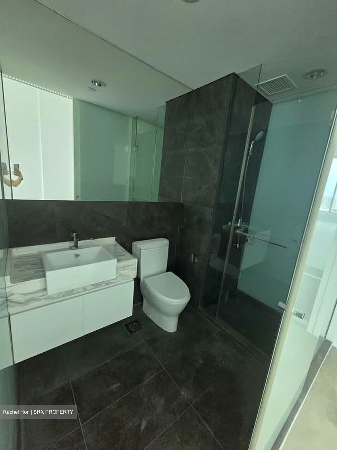 Arc 380 (D8), Office #566858681